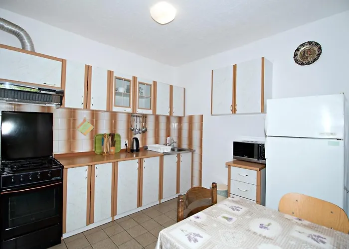 With Parking Space Trpanj, Peljesac - 11545